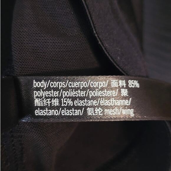 Victoria Secret  Sport Black Strappy Incrediable Light Lightly Padded Bra 36D - Picture 6 of 7